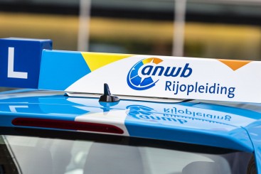 ANWB rijopleiding rijles lesauto